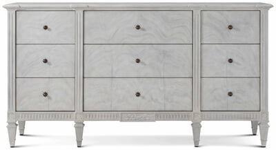 Beaumont 9-Drawer Dresser